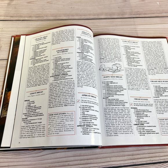 Christmas Country-Style Book 1991 Holiday Decorations Tree Music Crafts Recipes - Picture 14 of 16